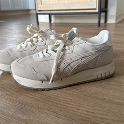 NEW Onitsuka Tiger Sneakers LIMITED EDITION