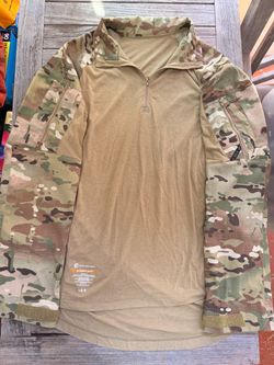Authentic Crye Precision G4 Combat Shirt in Size Large.
