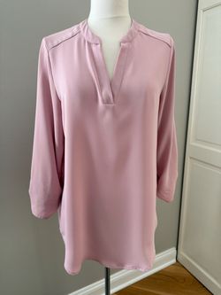 Tahari woman’s blouse size S