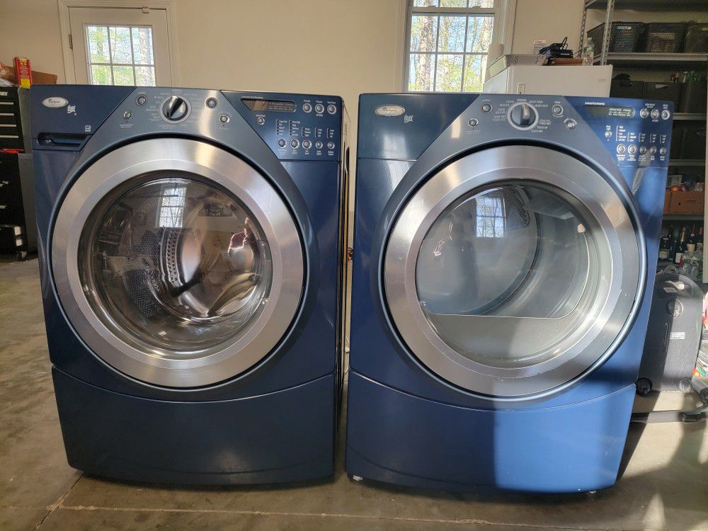 Electric Dryer And Washer - Wirlpool Duet