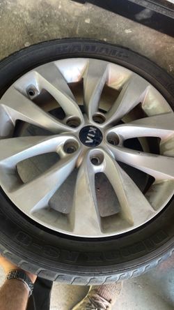 17” Kia optima factory wheels