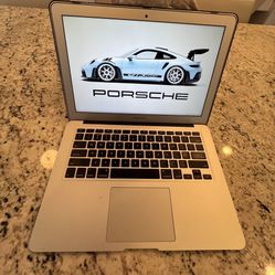 Macbook Air 13 inch Model A1(contact info removed) 4GB DDR3 macOS Monterey Preowned As Is