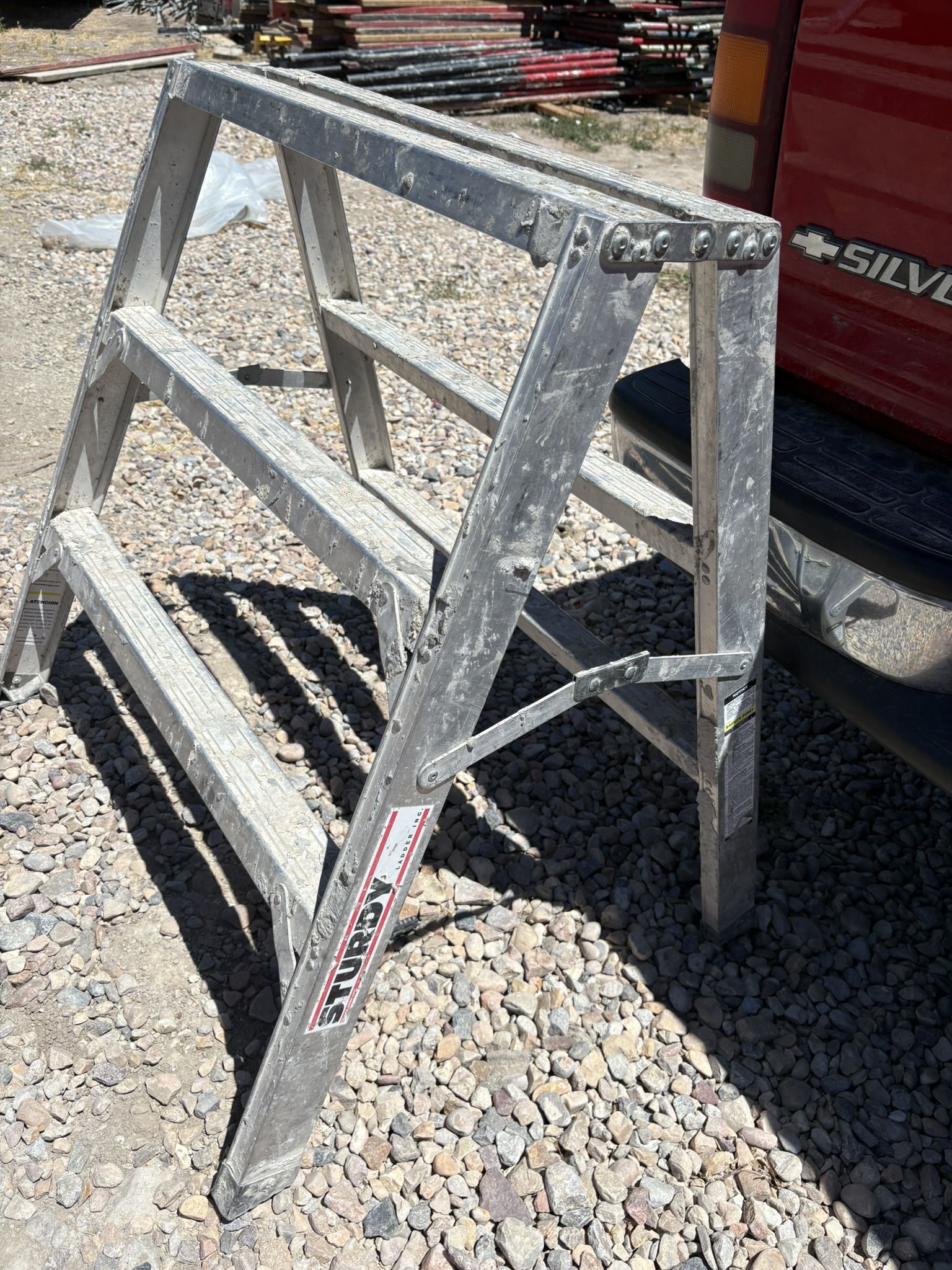 3 ft. Aluminum Ladder