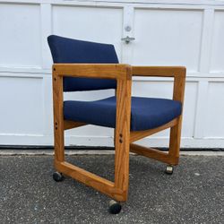 Office Roller Chair