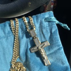 Cross Pendant Comes With Chain Free