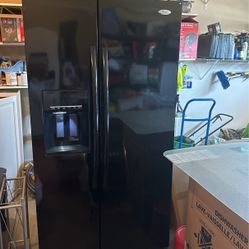 Whirlpool refrigerator 