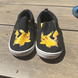 pokemon sneakers toddler boy size 10