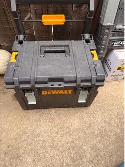 Dewalt tools