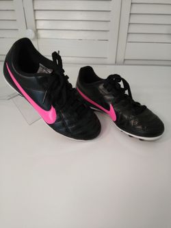 New Nike Girls Cleats Black Pink 12C