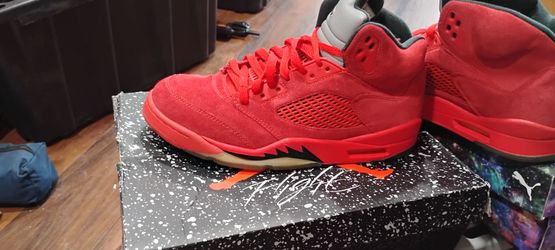 10.5 Air Jordan 5 Retro 'Red Suede' (also known as the 'Flight Suit' edition, SKU: 136027-602), which originally debuted in July 2017.