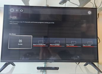 Insignia 32" Class F20 Series LED HD Smart TV with Voice Remote B818376-1