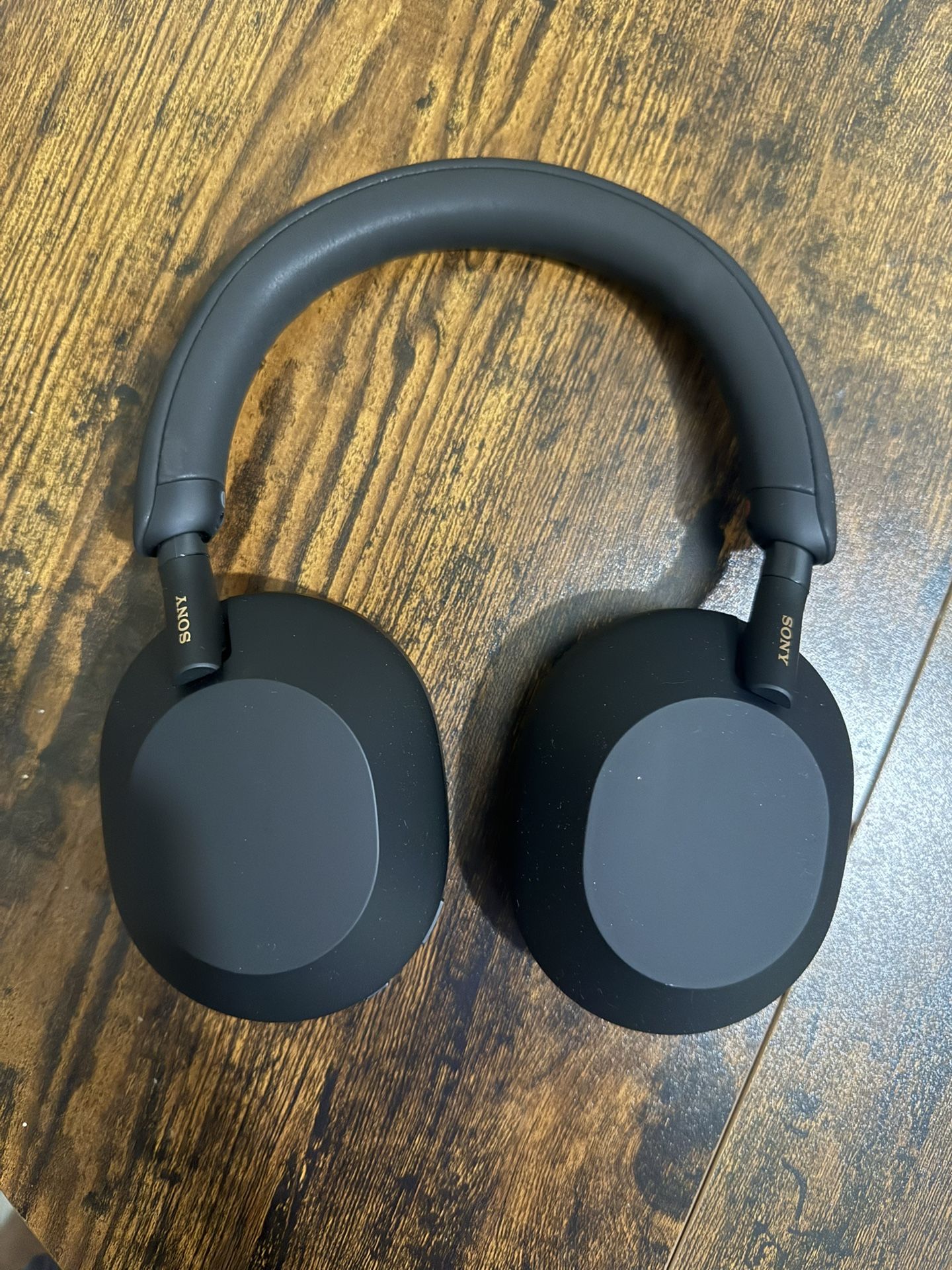 Sony WH-1000XM5 Headphones
