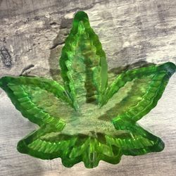 Resin Leafy Green Colored Ashtray