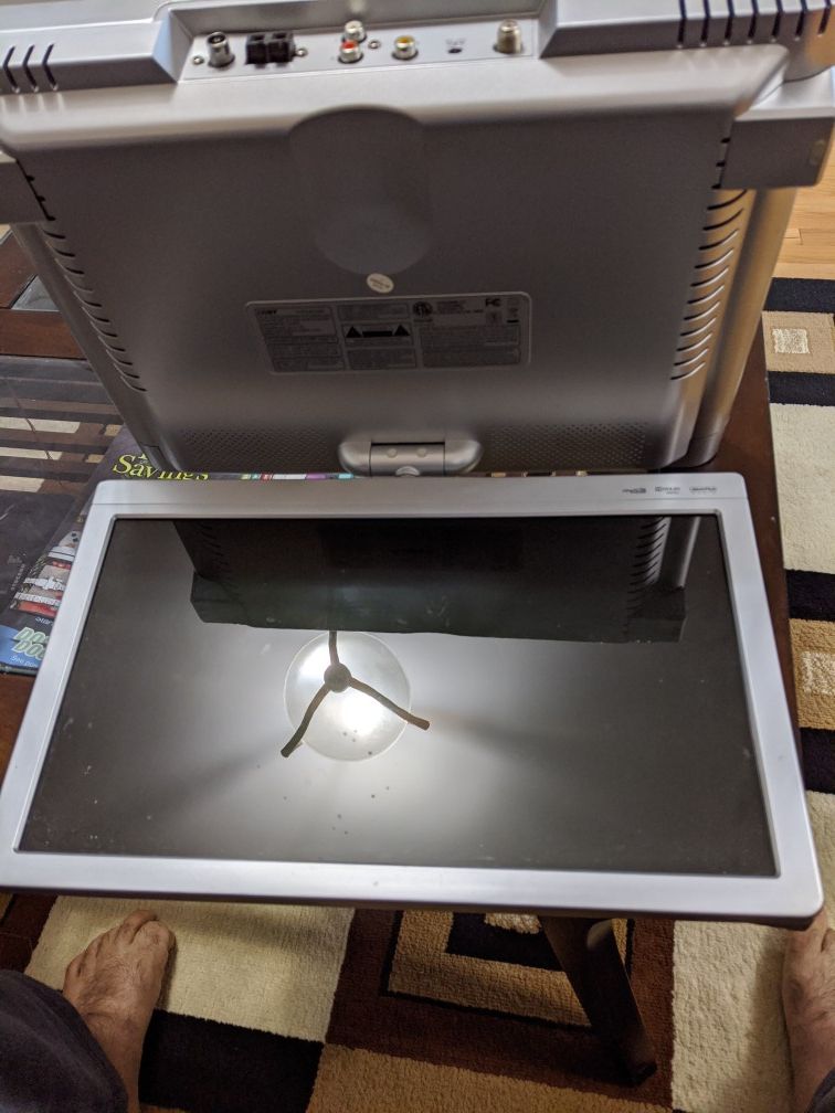 Under cabinet TV DVD player