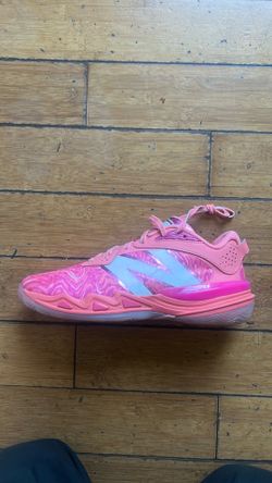 New Balance Hesi low basketball shoes size 10.5