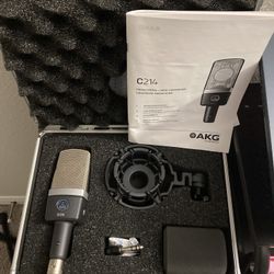 STUDIO EQUIPMENT CHRISTMAS DEAL