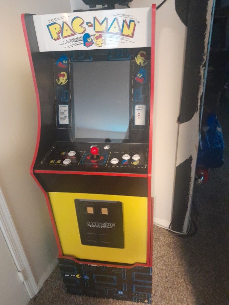 Pac Man Party Arcade