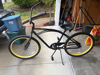 Limited Edition Felt Rockstar Energy Cruiser Bike