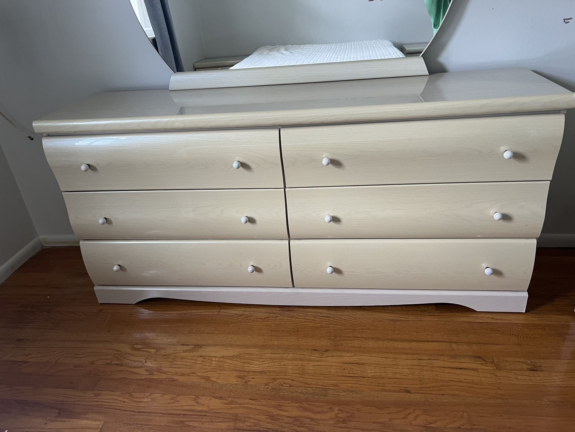 Neutral Tone Bedroom Set