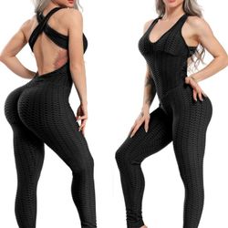 Super Cute Bodysuit Available In S-M And L-XL/ All Colors Available $ $20 Firm