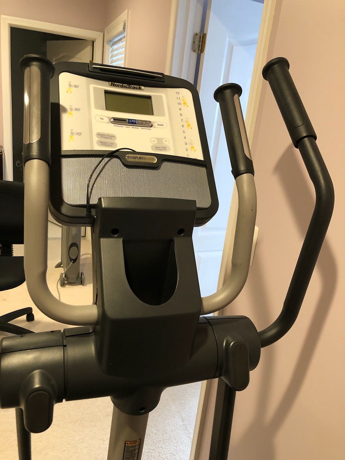 NordicTrack AudioStrider 800 Elliptical