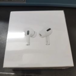 Earbuds 