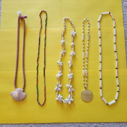 Various Necklace, great condition, $5/necklace