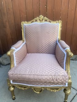 Throne Chair