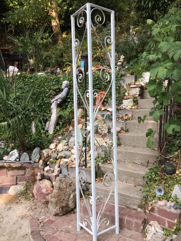 Porch post metal wrought iron vintage 86” tall for Sale in Seattle, WA