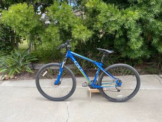 GT Backwoods mid-late 2010 trail bike