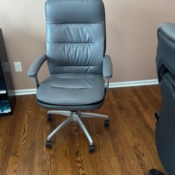 Beautyrest Computer Chair Excellent Condition