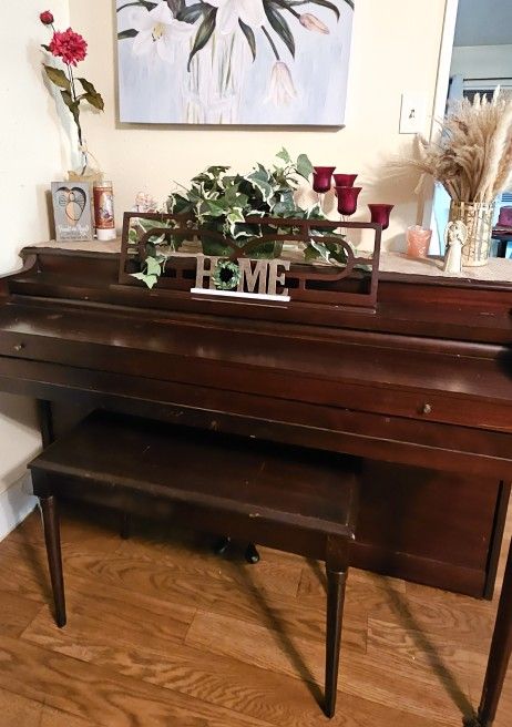 Fayette S Cable Upright Piano