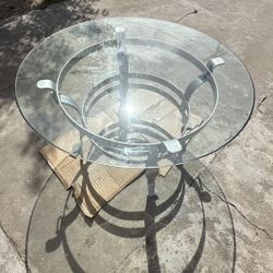 glass coffee table 