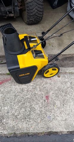 Cordless snowblower new