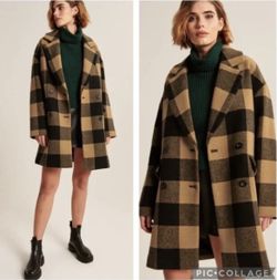 Abercrombie & Fitch Oversized Checkered Coat 