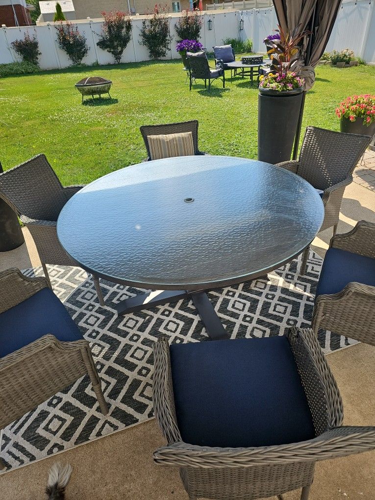 Patio set