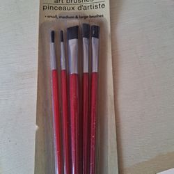 SET OF PAINTBRUSHES