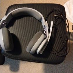 Astro Gaming A-10 Headphones 