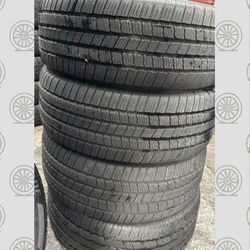 275 60 20 Set of 4 Used Michelin Tires in Excellent Condition