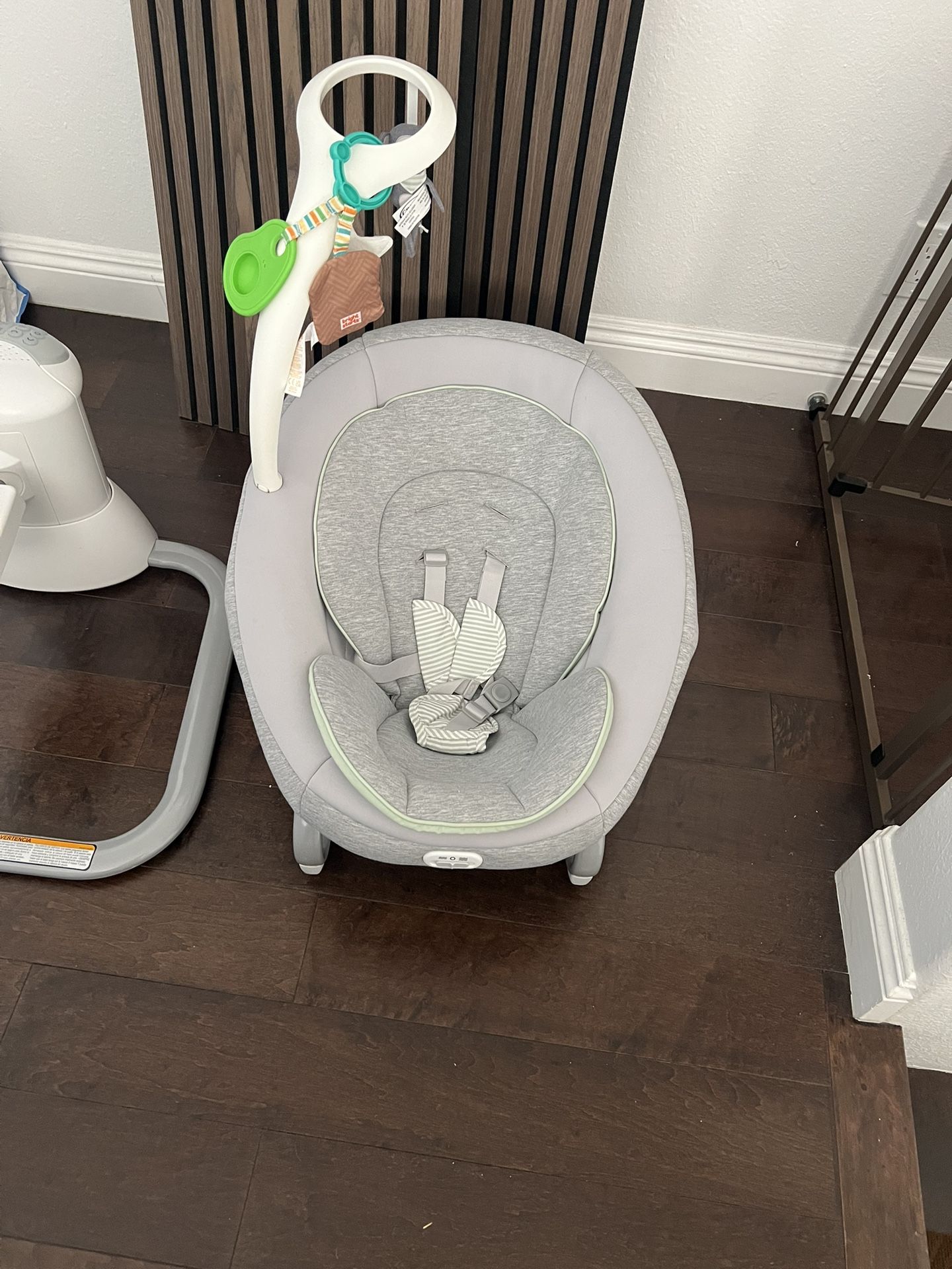 Graco My Way Swinger Rocker