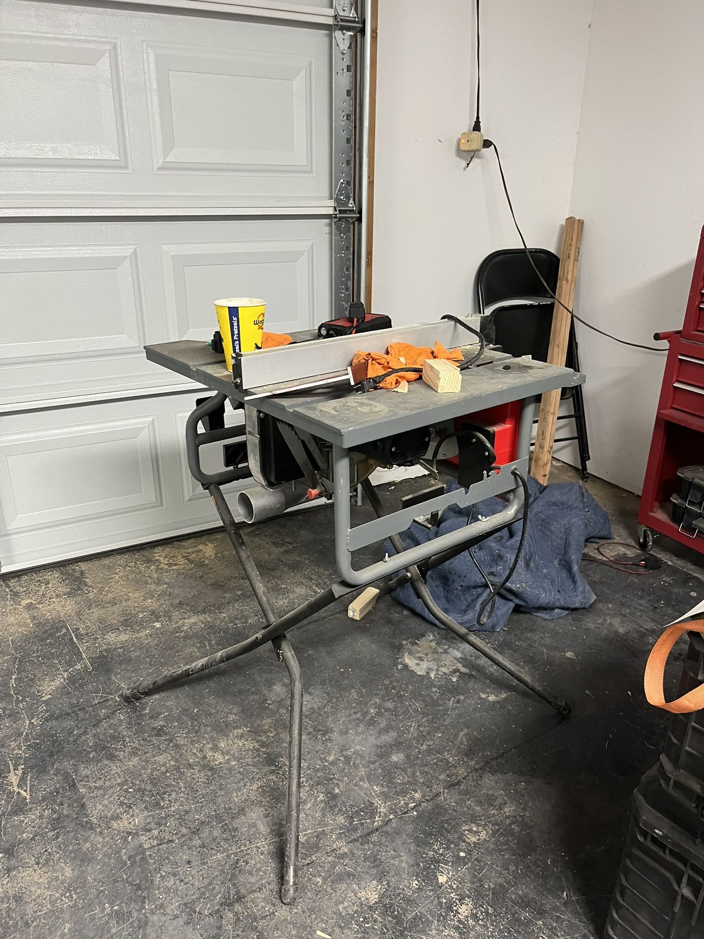 saw table