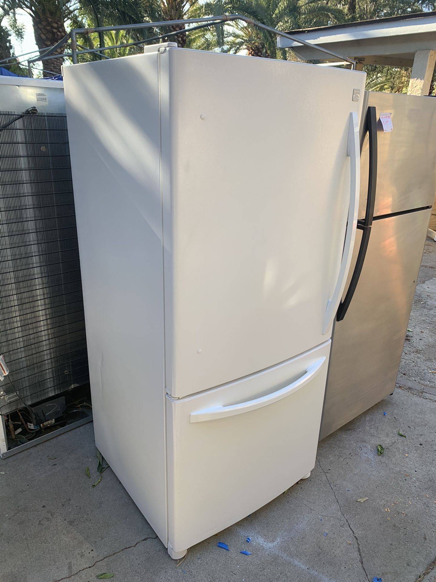 Bottom Freezer White Kenmore FREE Delivery 🚚 In San Fernando