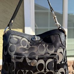 Black Coach Shoulder Bag 