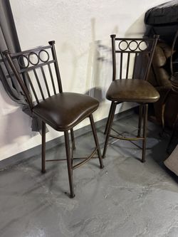 BAR STOOLS
