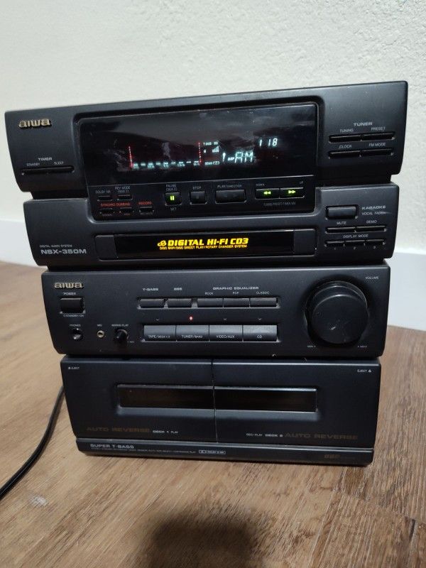 Aiwa Nsx-350m Cassette Player