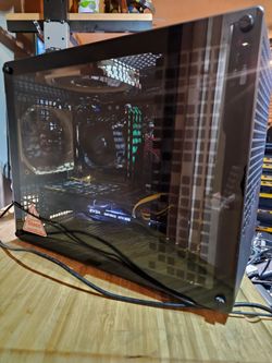Gaming Mini ITX PC. i7-CPU. 16GB Ram 512GB SSD GPU: GTX Graphics