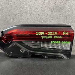 2019-2020-2021-2022-2023-2024 TOYOTA RAV4 RIGHT INNER LIGHT OEM USED #9158
