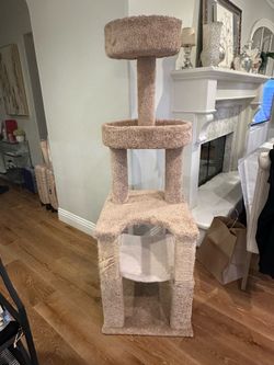 Cat tree tower