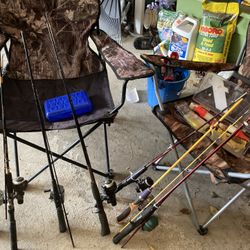 7 Fishing Rods And Box 