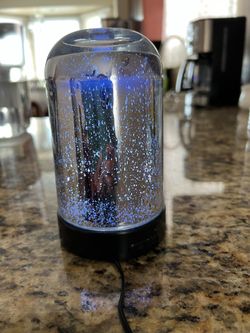 Aromatic Infuser / Night Light: Scented Oil Burner